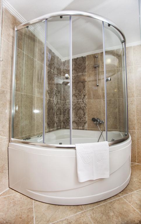 Cukurova Erten Hotel Адана Стая снимка