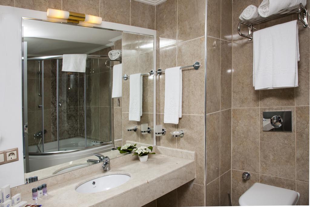 Cukurova Erten Hotel Адана Стая снимка